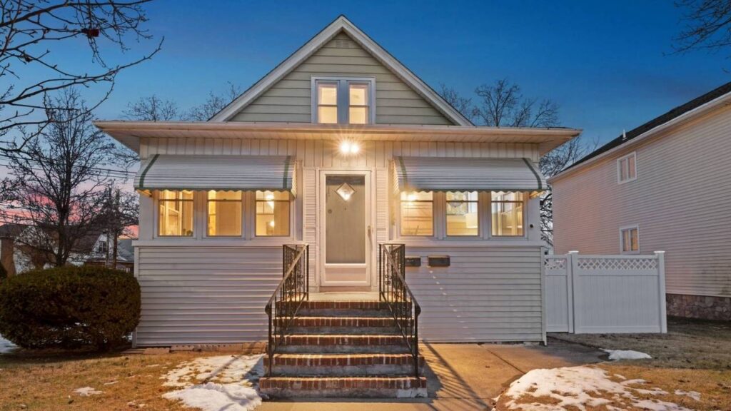 How Drone Photography Elevates Real Estate Listings